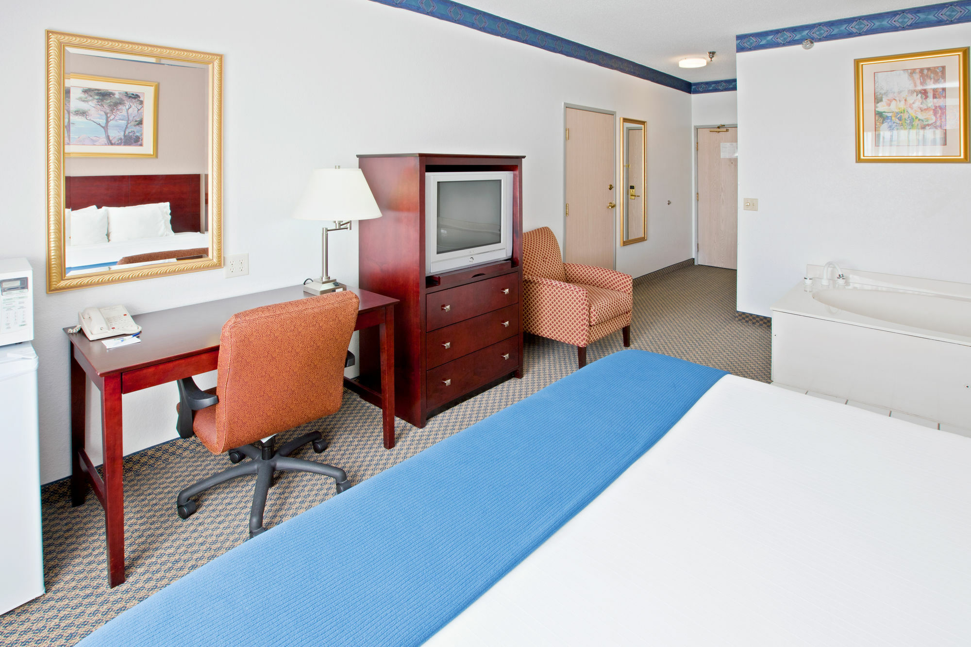 La Quinta Inn And Suites By Wyndham Елкхарт Екстериор снимка
